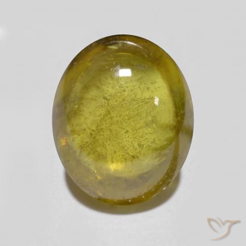 2.90克拉天然榍石，椭圆形，半透明