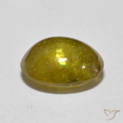 2.90克拉天然榍石，椭圆形，半透明