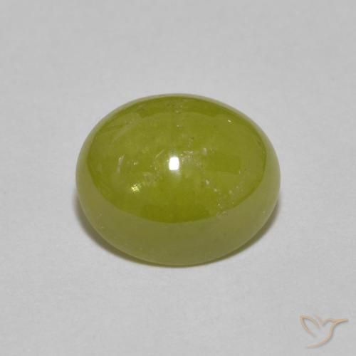 2.57ct 天然 温暖的森林绿 榍石, 椭圆形, 半透明