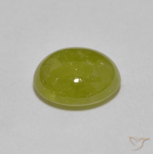 2.57克拉天然榍石，椭圆形，半透明
