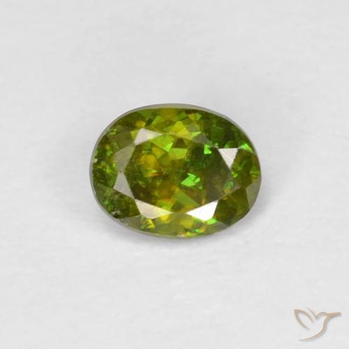 0.35ct 天然 Medium Dark-Green 榍石, 椭圆形, VS