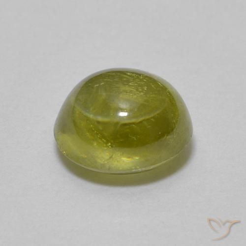 0.83克拉天然榍石，椭圆形，透明