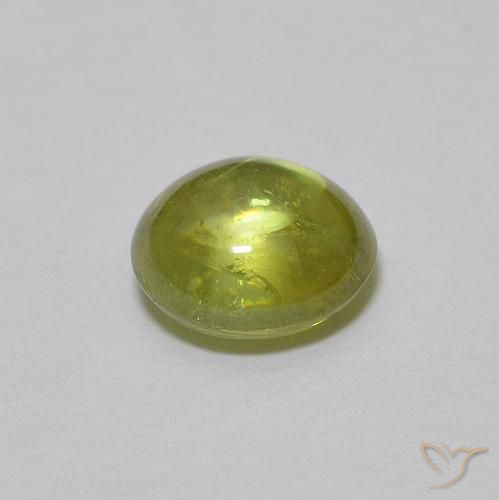 0.94克拉天然榍石，椭圆形，透明