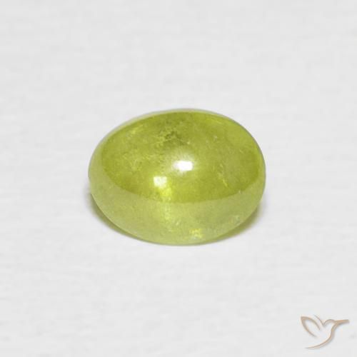 0.83ct 天然 中绿色 榍石, 椭圆形, 透明
