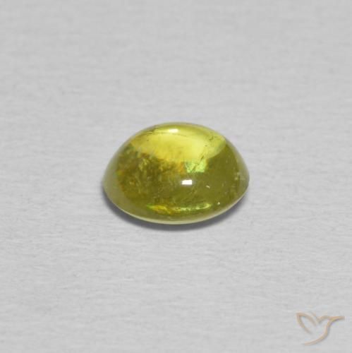 0.94克拉天然榍石，椭圆形，透明