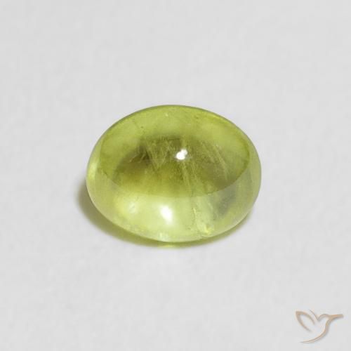 0.72ct 天然 橄榄绿色 榍石, 椭圆形, 透明