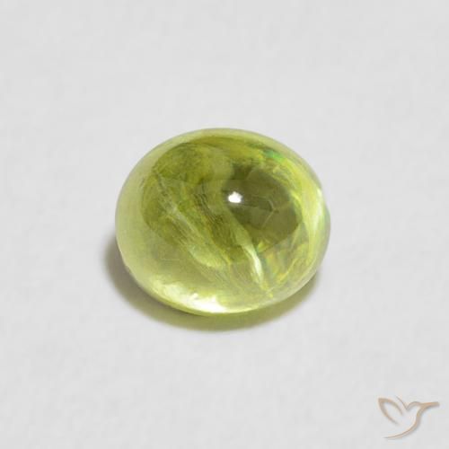0.65ct 天然 浅森林绿 榍石, 椭圆形, 透明