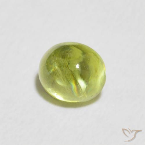 0.65克拉天然榍石，椭圆形，透明