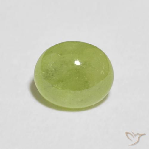 0.82ct 天然 充满活力的绿色 榍石, 椭圆形, 透明