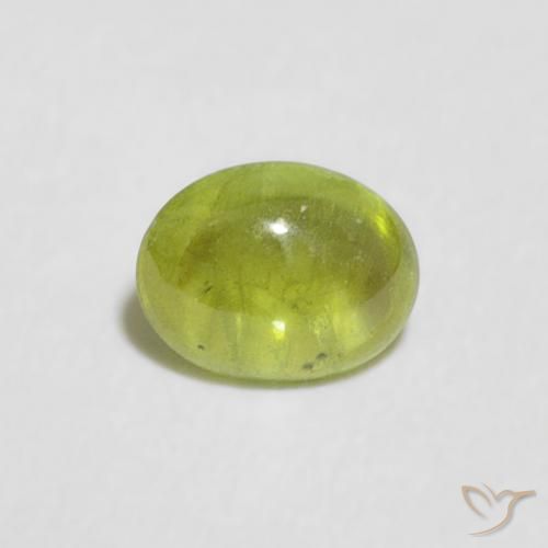 0.51ct 天然 橄榄绿色 榍石, 椭圆形, 透明