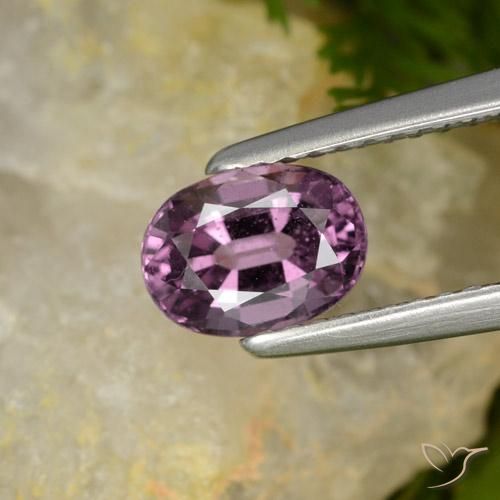 1.05ct 天然 深紫色紫红色 尖晶石, 椭圆形, VS-SI