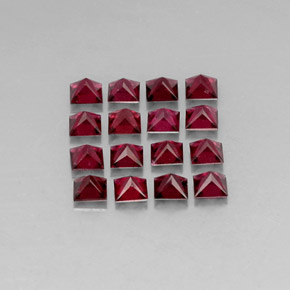 天然红色尖晶石，方形，3.2×3.1毫米，VVS-VS