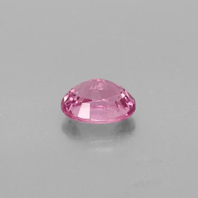 0.84克拉天然粉色尖晶石，椭圆形切割，6.1×5.1毫米，VS-SI