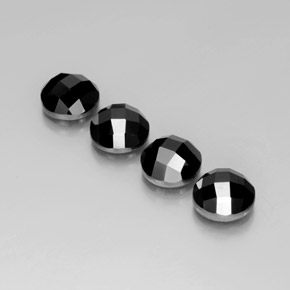 14.61克拉天然尖晶石，圆形切割，不透明