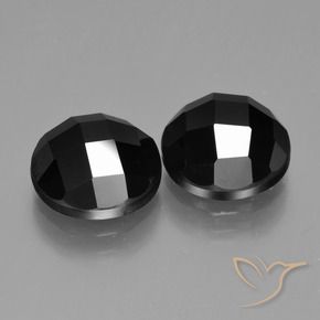 9.95克拉天然尖晶石，圆形的，不透明