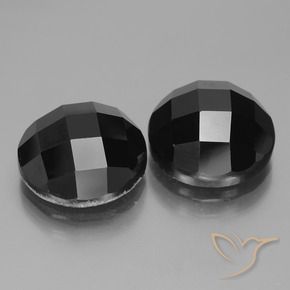 15.27克拉天然尖晶石，圆形的，不透明