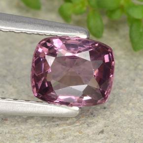 0.83克拉天然尖晶石，垫形剪裁，VVS