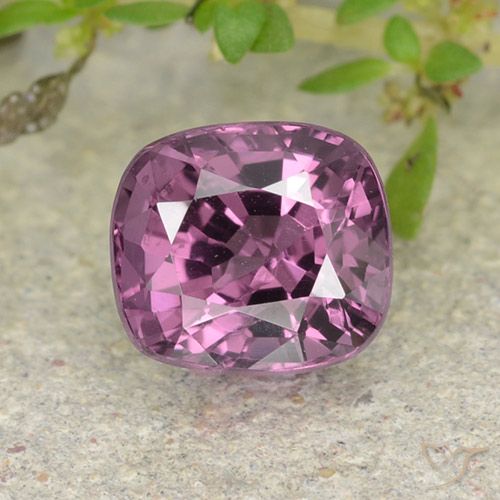 1.26ct 天然 中紫色 尖晶石, 软垫, VVS-VS