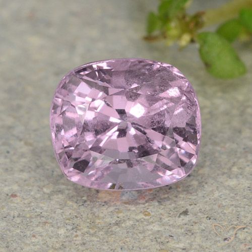 1.14ct 天然 非常浅的粉紫色 尖晶石, 软垫, VS, Photo A