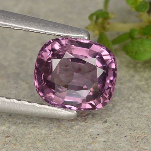 1.19ct 天然 红紫色 尖晶石, 软垫, VVS-VS