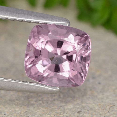 1.42ct 天然 浅紫色 尖晶石, 软垫, VS