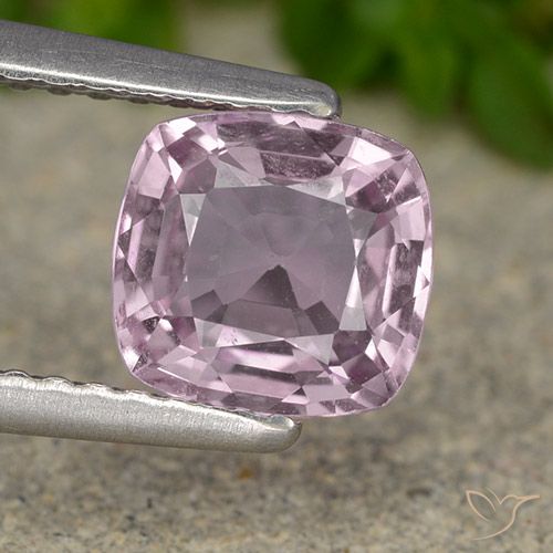1.39ct 天然 非常浅的粉紫色 尖晶石, 软垫, VS