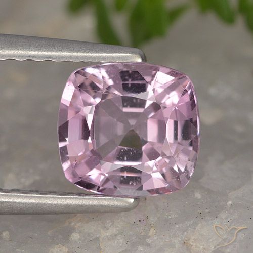 1.29ct 天然 浅粉紫 尖晶石, 软垫, VVS