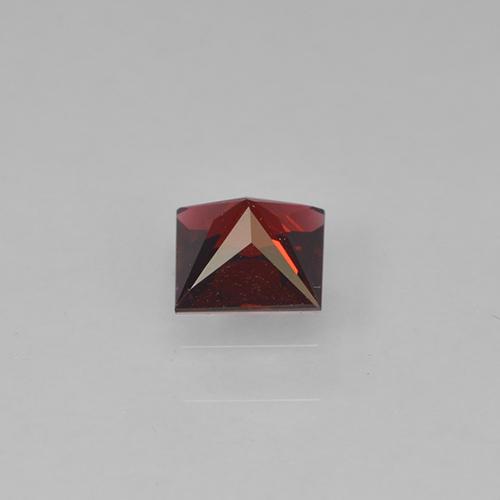 0.35克拉天然红色尖晶石，方形，4×3.9毫米，VVS-VS