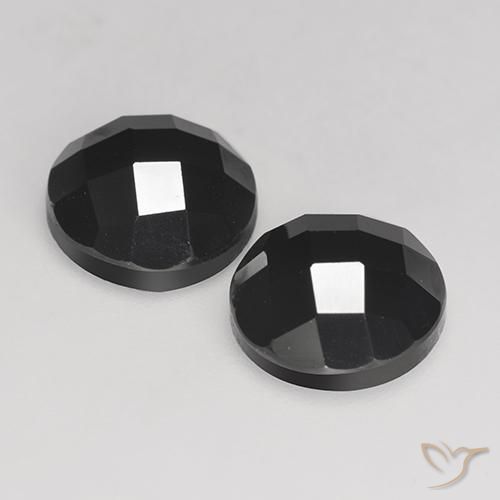 7.37克拉天然尖晶石，圆形的，不透明