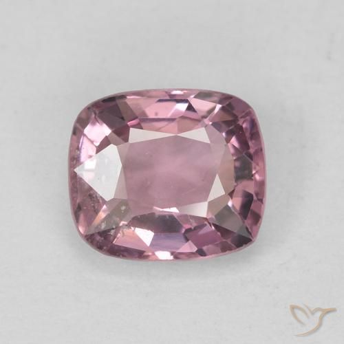 0.68ct 天然 Medium Dark-Purple 尖晶石, 软垫, VS
