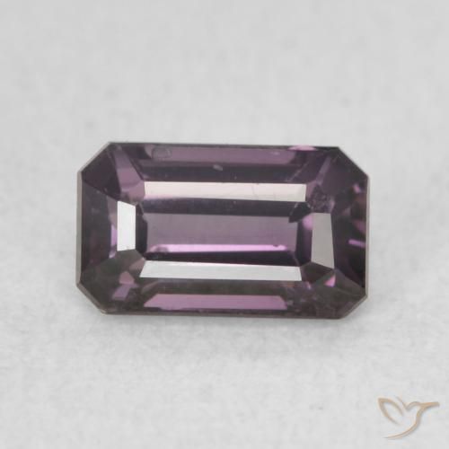 0.64ct 天然 葡萄紫 尖晶石, 祖母绿式切割, VVS