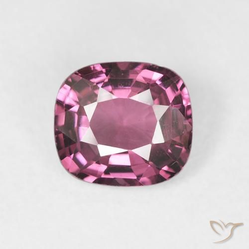 0.95ct 天然 深粉色 尖晶石, 软垫, VS