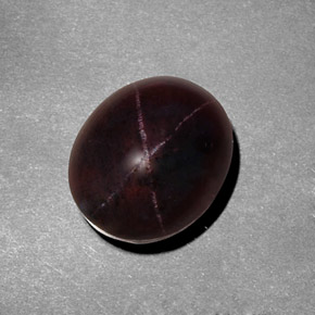 9.49克拉天然红色星光石榴石，椭圆形切割，11.8×10毫米，不透明