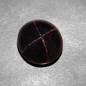 8.43克拉天然黑色星光石榴石，椭圆形切割，11.9×11.1毫米，不透明