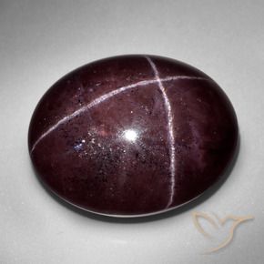 57.48克拉天然星石榴石，椭圆形，不透明