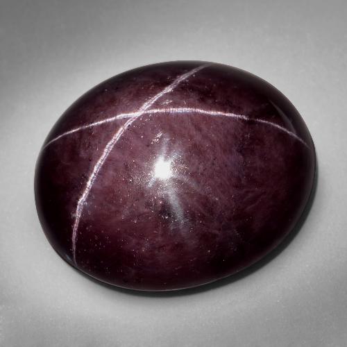 91.05克拉天然红色星光石榴石，椭圆形切割，28.4×24.1毫米，不透明