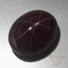 71.96克拉天然星石榴石，椭圆形，不透明