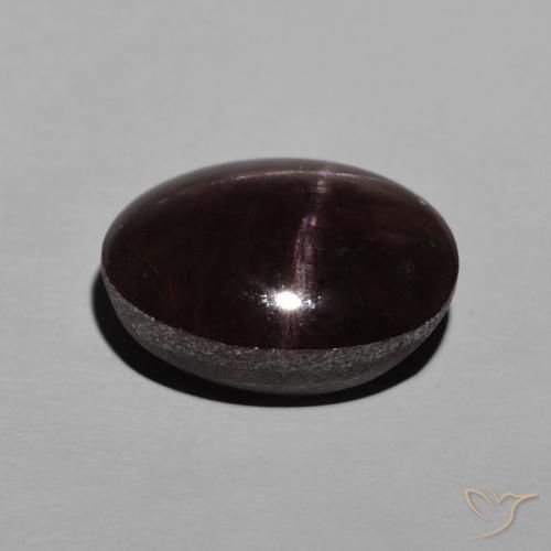 9.06克拉天然星石榴石，椭圆形，不透明