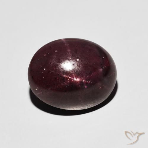 8.98克拉天然星石榴石，椭圆形，不透明