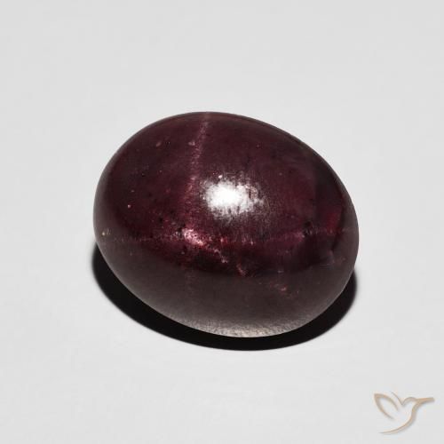 8.98克拉天然星石榴石，椭圆形，不透明