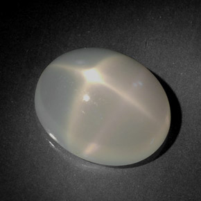 5.60克拉天然白色星光月光石，透明，12.9×10.5毫米，透明/半透明