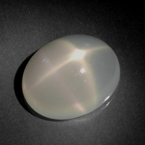 5.60克拉天然白色星光月光石，透明，12.9×10.5毫米，透明/半透明