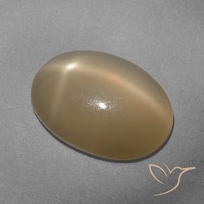 5.33克拉天然星月石，椭圆形，半透明