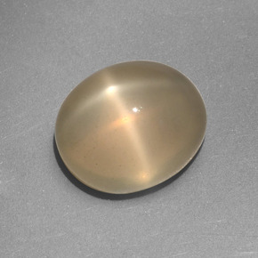 5.25克拉天然星月石，椭圆形切割，半透明