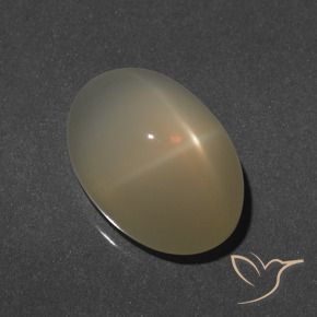 8.92克拉天然星月石，椭圆形，半透明