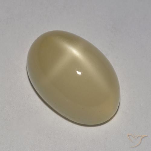 5.38ct 天然 淡棕色 星月石, 椭圆形, 半透明
