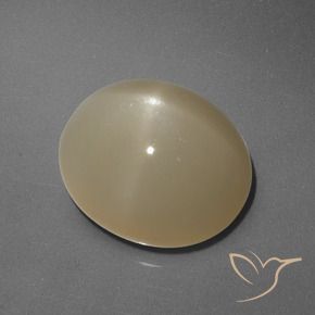 6.05克拉天然星月石，椭圆形，半透明