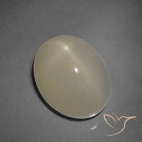 7.55克拉天然星月石，椭圆形，半透明