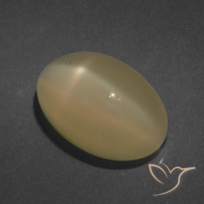 7.25克拉天然星月石，椭圆形，半透明