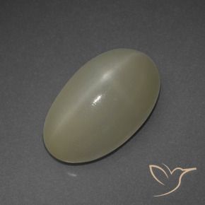 6.48克拉天然星月石，椭圆形，半透明